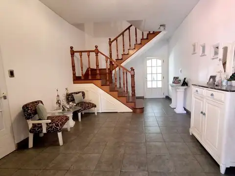 Depto Tipo Casa en Venta de 3 dormitorios