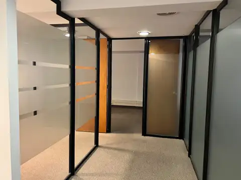 Oficina en Alquiler en Retiro, USD 1.500