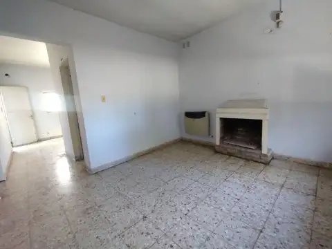 Depto Tipo Casa 4 ambientes con 1 baño