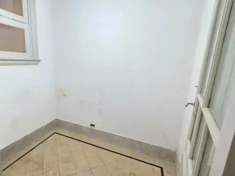 Departamento en Venta en Balvanera, USD 110.000