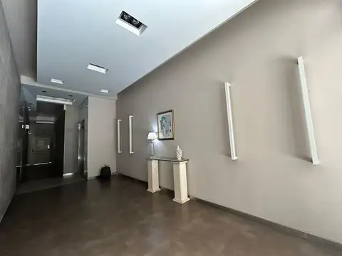 Departamento en Alquiler en Coghlan, $ 650.000