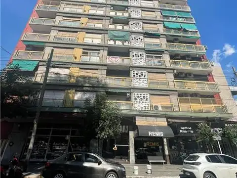 Del Valle Iberlucea al 2900