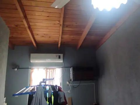 DEPARTAMENTO TIPO DUPLEX 3 AMBIENTES