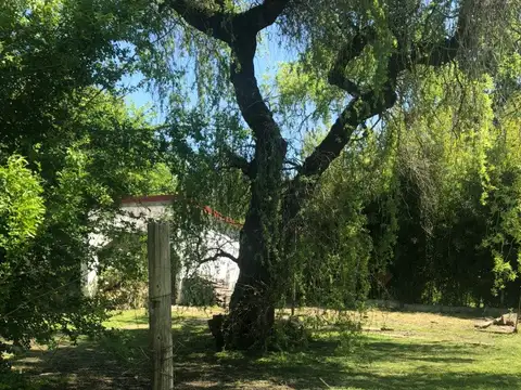 Casa En 1600 Mts A 200 Del Puente Gorriti