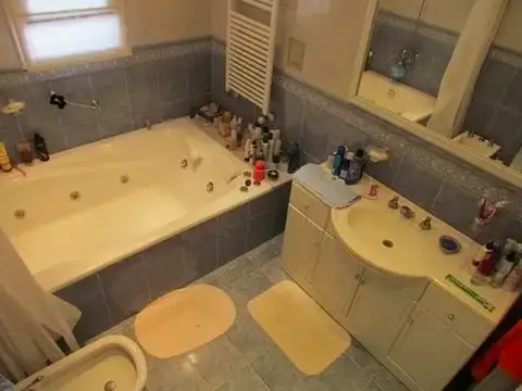 Casa en Venta de 5 dormitorios