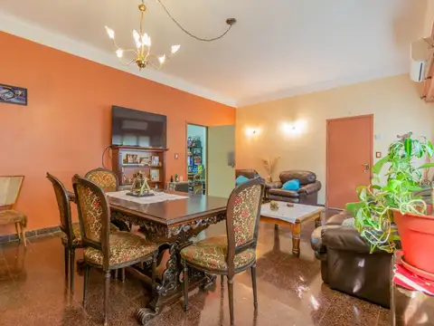 Depto Tipo Casa en Venta en Caballito, USD 280.000