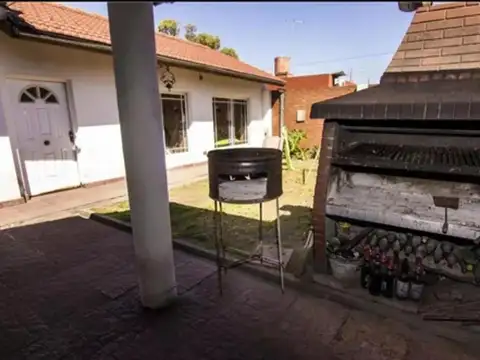 Casa en Venta en Villa Santos Tesei, USD 175.000