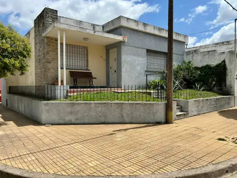 VENTA - CASA EN CASCO HISTORICO