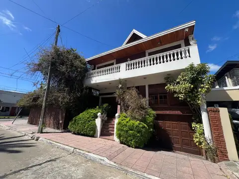 Venta importante chalet en Wilde