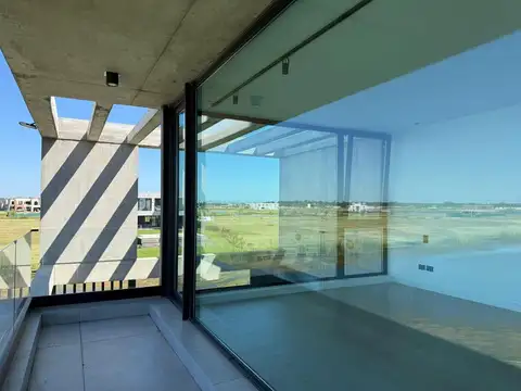 Casa en venta Barrio Amarras Puertos Escobar