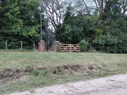 Nuestra Señora de la Concepción e/ Las Azaleas y Los Almendros
