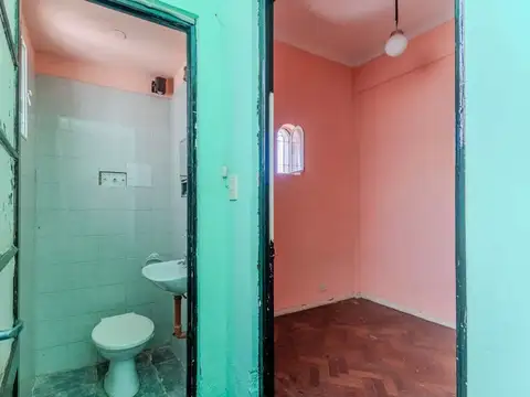 Depto Tipo Casa en Venta 64 años