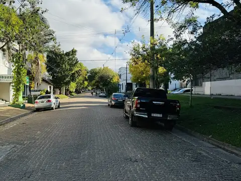 Bolívar entre Maipú y Balcarce