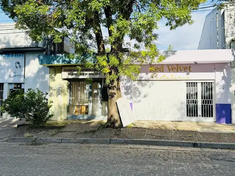 Bolívar entre Maipú y Balcarce