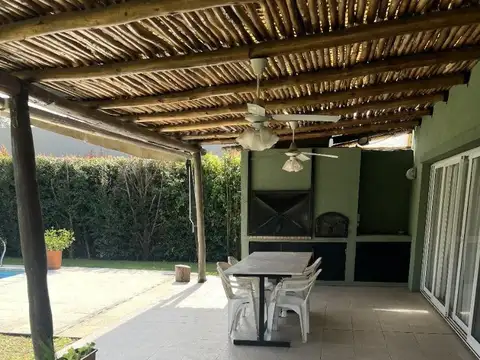 Casa en Venta en San Isidro Labrador, USD 360.000