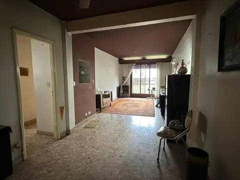 3  AMB C/ DEP CFTE BCON Y PATIO - OPCION COCHERA - 111 m2