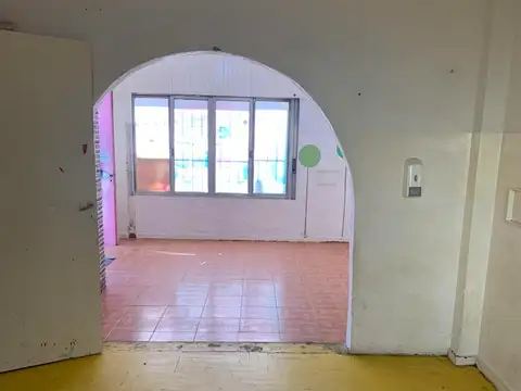 CASA 3 AMB CON LOCAL Y GARAGE