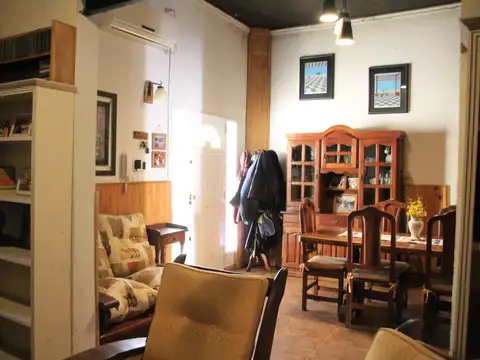 VENTA CASA 4 AMB CON FONDO