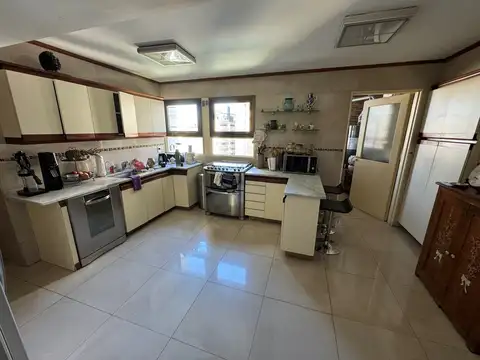 Departamento en Venta con 2 cocheras