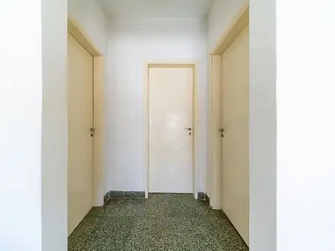 VENTA CASA 2 DORMITORIOS GRANADERO BAIGORRIA PATIO