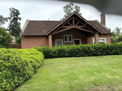 Casa en Venta en Pilar Centro, USD 215.000