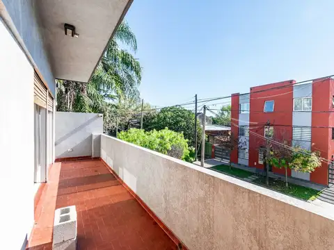 Venta  PH 4 amb terraza quincho Palomar a.credito