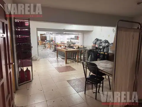 Galpon en Venta en Parque Chacabuco, USD 180.000