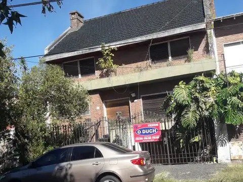 Casa 4 ambientes - Olivos-Golf