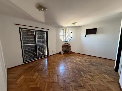 Pasaje Curie al 2400