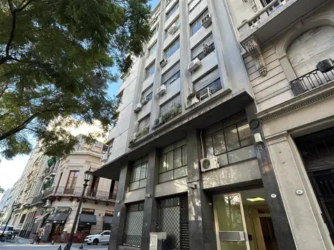 Piso entero de oficinas en muy buen estado