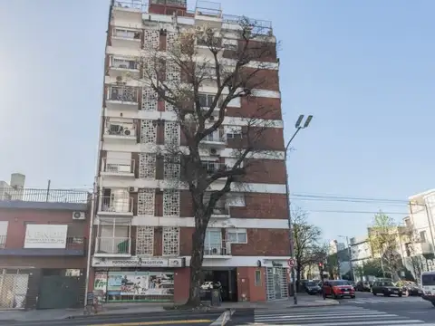 Local en Venta 51 años