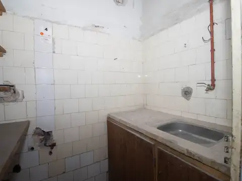 Local en Alquiler 77 años