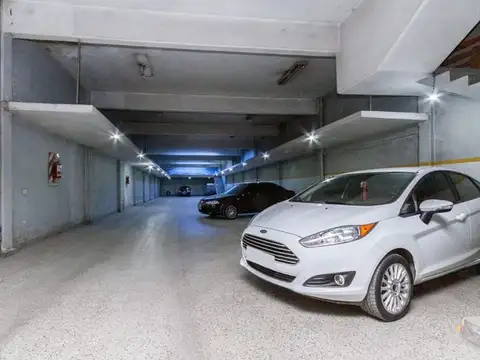 Galpon en Venta en Remedios de Escalada, USD 240.000