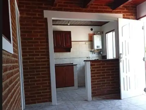 Depto Tipo Casa en Alquiler de 2 dormitorios