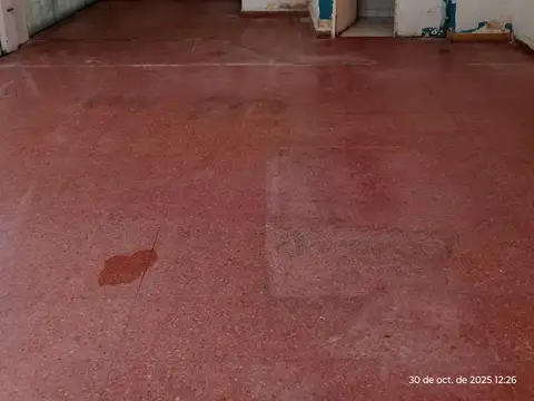 Local en Venta Via Púb.