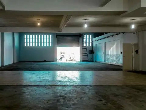 VENTA GALPON CON OFICINAS QUINCHO 730 M2 ZONIF. E3