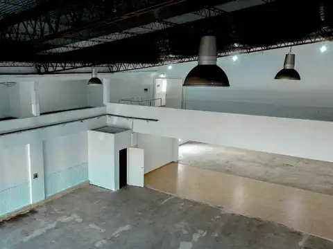 VENTA GALPON CON OFICINAS QUINCHO 730 M2 ZONIF. E3