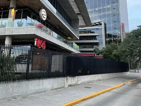 Alquiler OFICINA amoblada en Complejo Al Rio, 217m2 - 2 Cocheras ESTRENELA Libertador 101