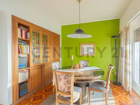 Departamento 4 ambientes con 2 baños