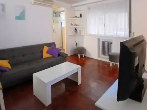 Hipólito Iriyogen 615 , Piso 4