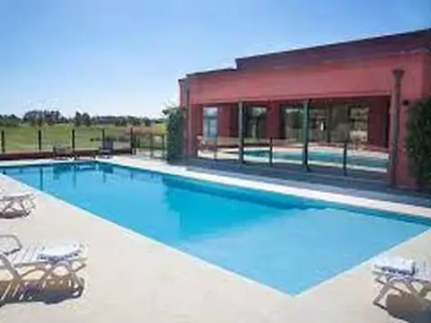 Terreno en Venta de 2456,0 m2