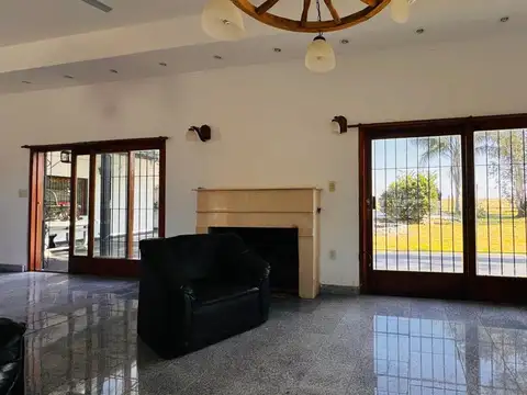 Venta casa 3 ambientes con pileta en Don Pedro, Gualeguaychú