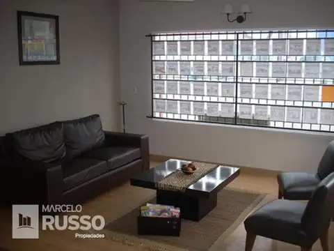 Oficina en Venta con 1 cochera