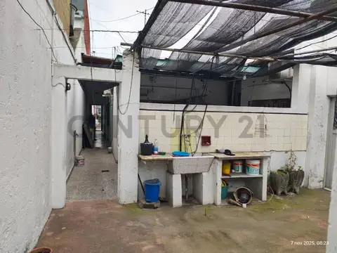 General Pintos 2100, Piso 0