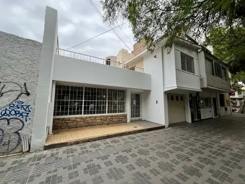 Tiburcio Benegas 700