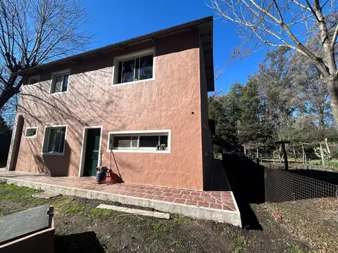 Casa en Venta con 1 cochera