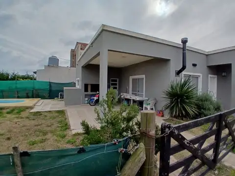 Casa en Venta con 1 cochera