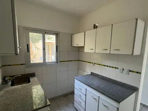 Depto Tipo Casa en Venta de 3 ambientes