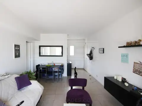 Ugarte al 4000 entre Av Mire y Sgto Cabral