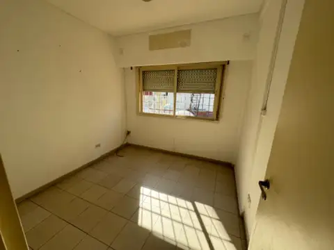 Tres oficinas juntas - Rivadavia casi Av. Mitre, Quilmes Centro